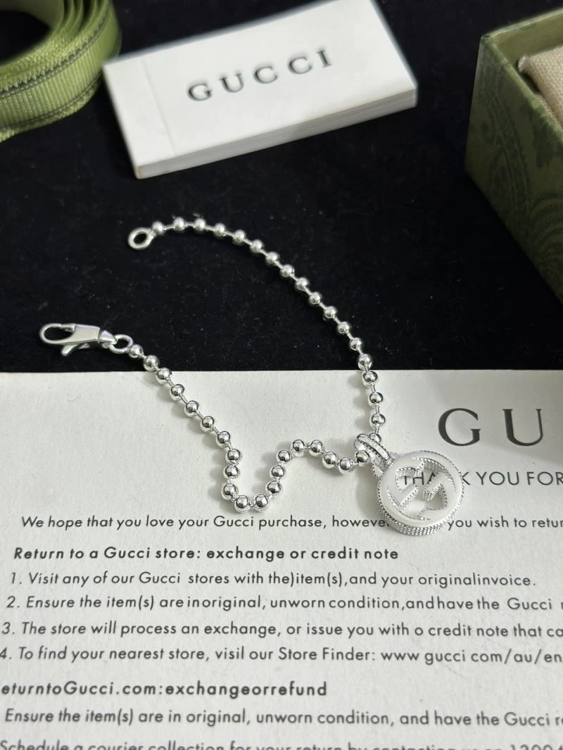 Vibrant Gucci Bracelets 244108