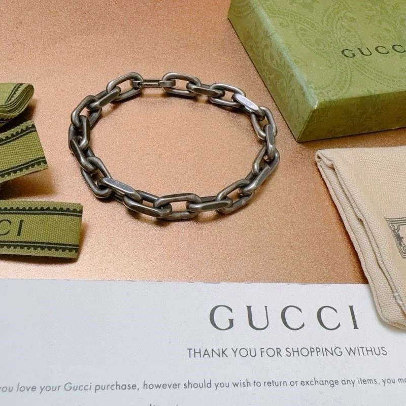 Gucci Bracelets UrbanChic 244093