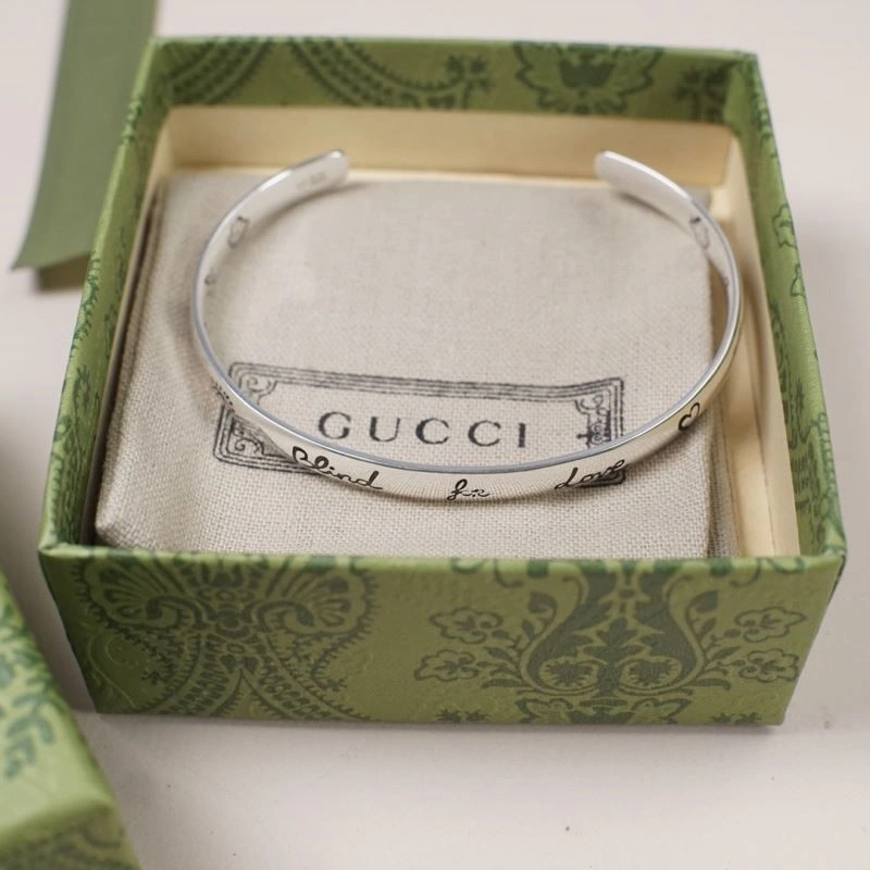 Elegant Gucci Bracelets 243882