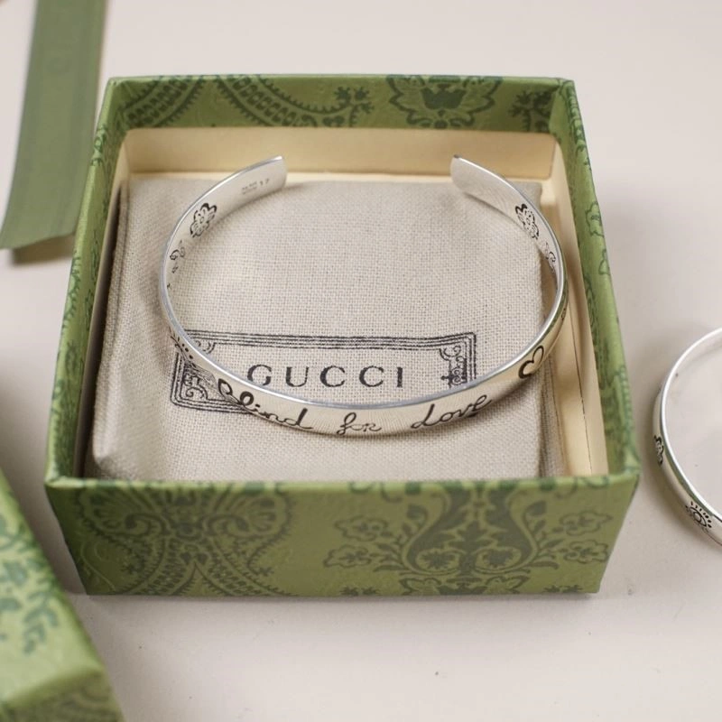 Elegant Gucci Bracelets 243882