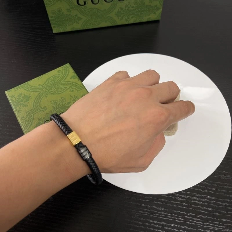 SmoothTexture Gucci Bracelets 243864