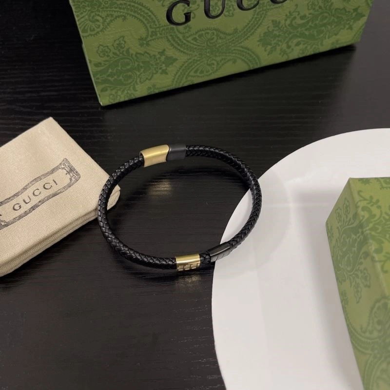 SmoothTexture Gucci Bracelets 243864