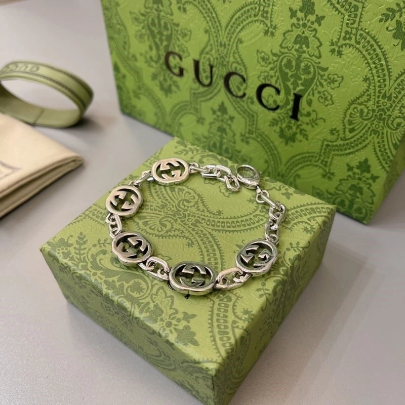 Effortless Gucci Bracelets 243860