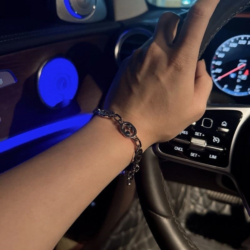 Effortless Gucci Bracelets 243860