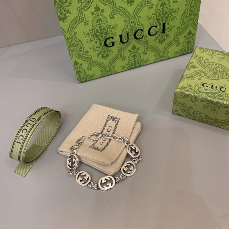 Effortless Gucci Bracelets 243860
