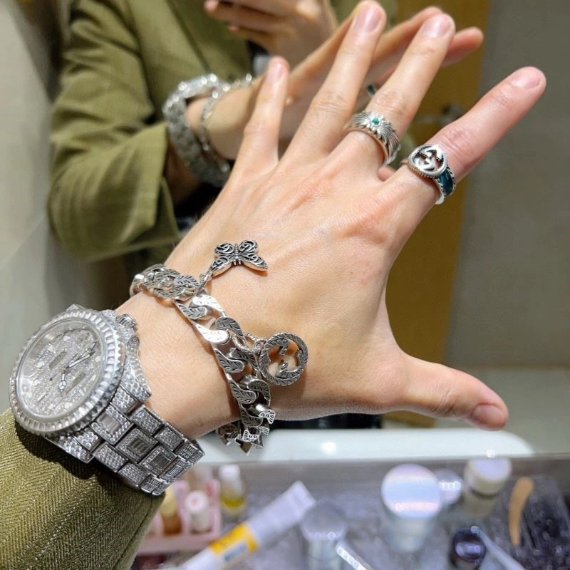 Gucci Bracelets Attractive 243843