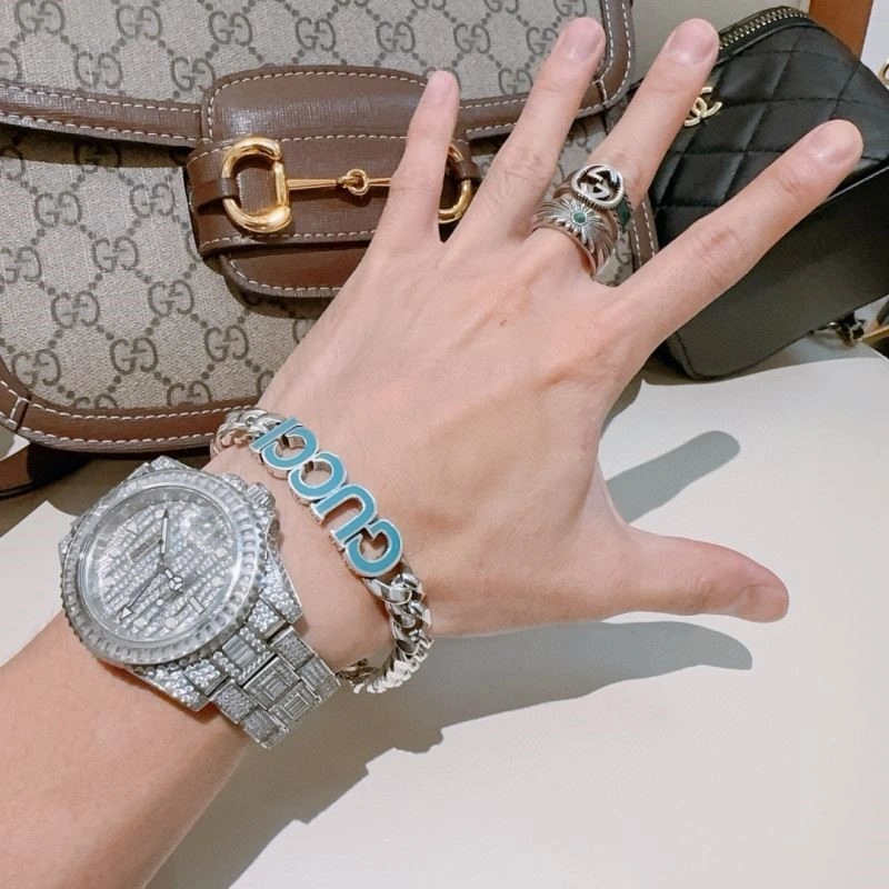 ModernLook Gucci Bracelets 243808