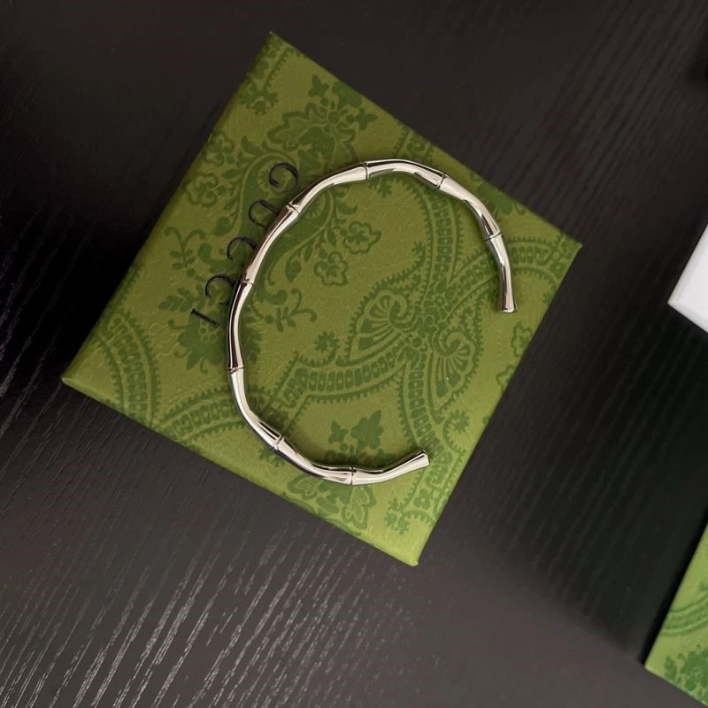 EasyMatch Gucci Bracelets 243812
