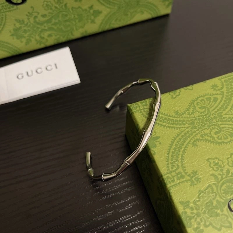 EasyMatch Gucci Bracelets 243812