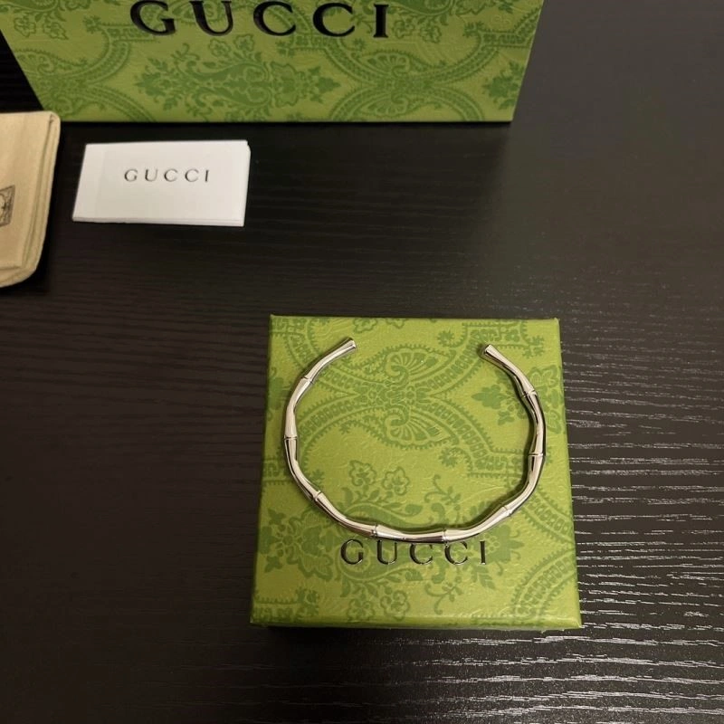 EasyMatch Gucci Bracelets 243812