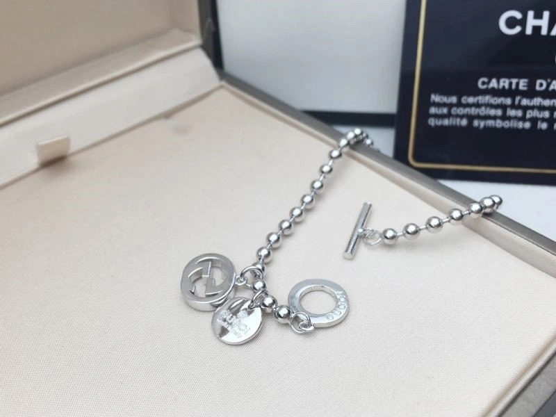 EasyCare Gucci Bracelets 243826