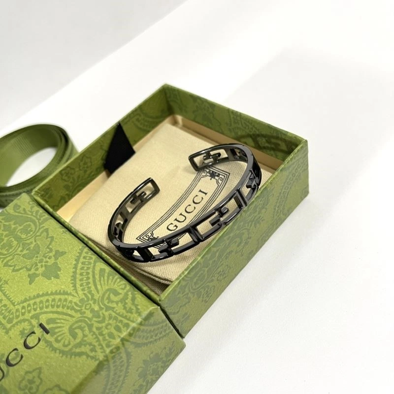 Breathable Gucci Bracelets 243830