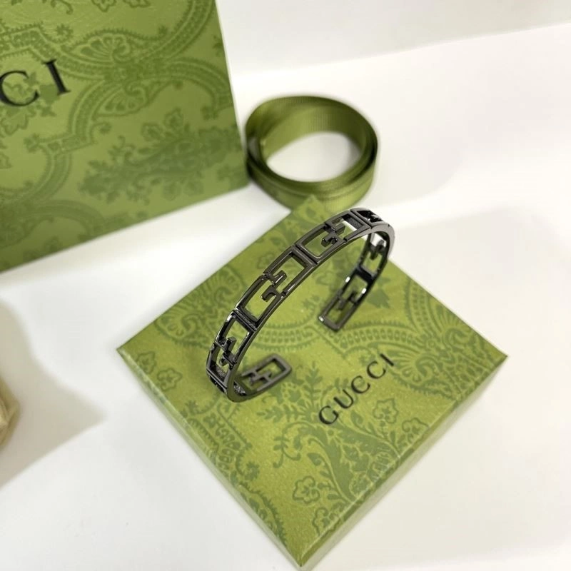 Breathable Gucci Bracelets 243830