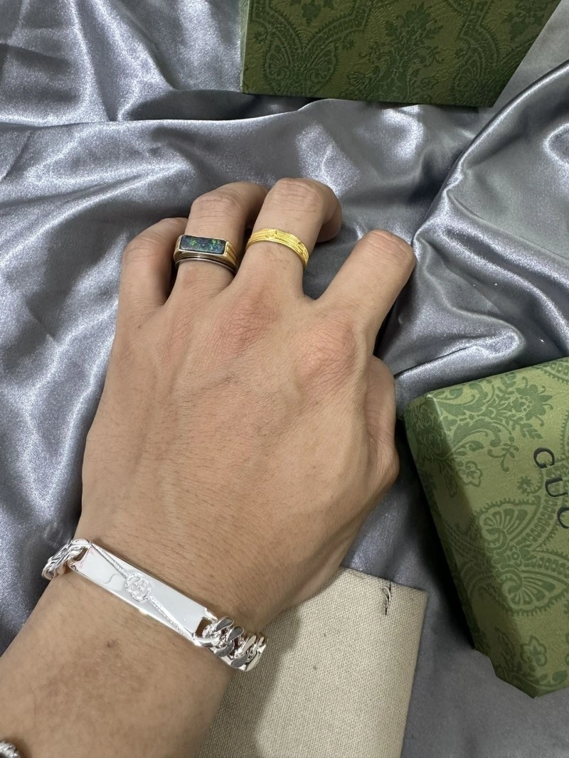 Refined Gucci Bracelets 243820
