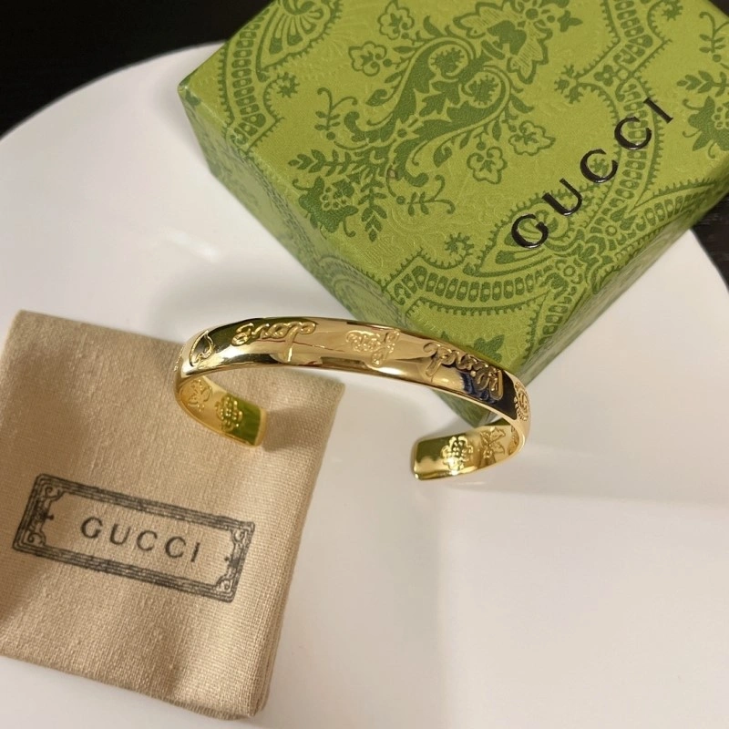 Soft Gucci Bracelets 243767