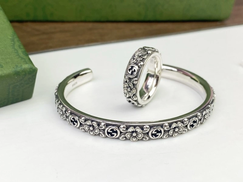 Gucci Bracelets SmartChoice 243772