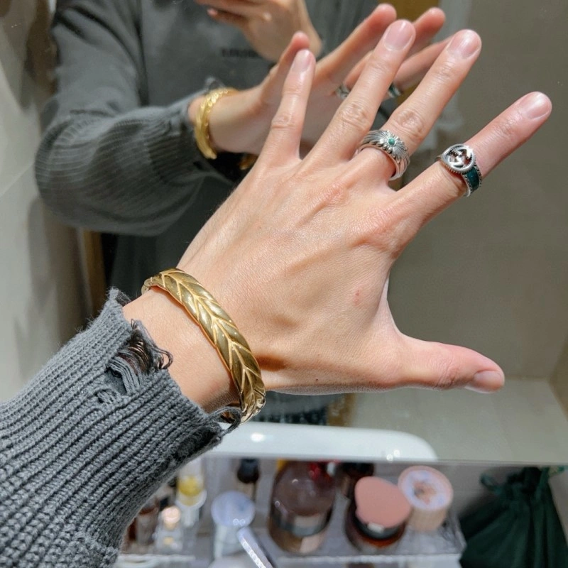 WaterResistant Gucci Bracelets 243778