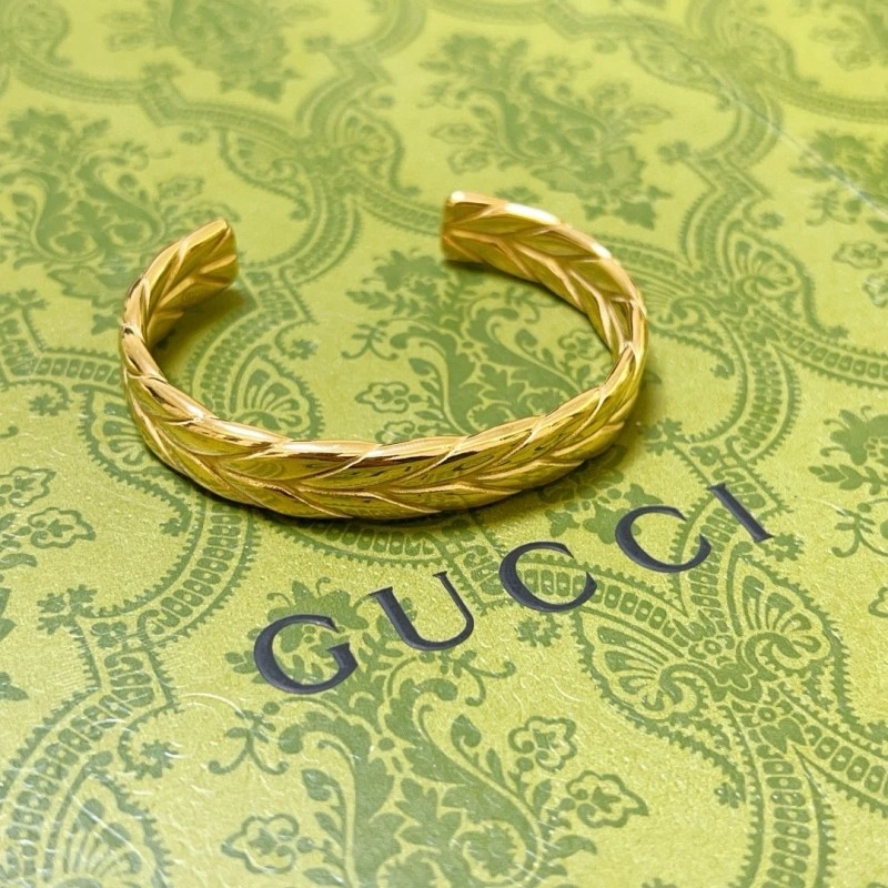 WaterResistant Gucci Bracelets 243778