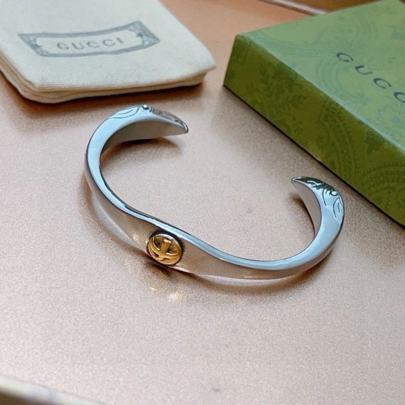 MultiPurpose Gucci Bracelets 243771