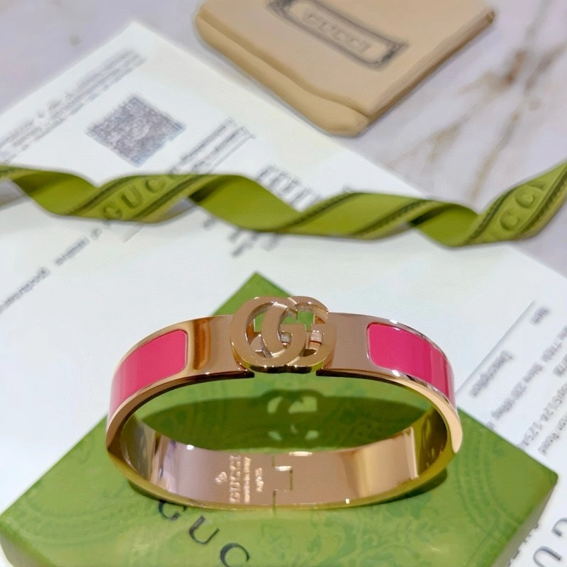 Resilient Gucci Bracelets 243769