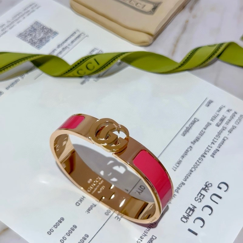 Resilient Gucci Bracelets 243769