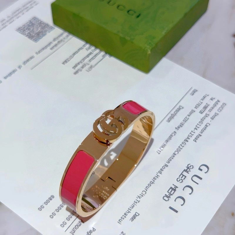 Resilient Gucci Bracelets 243769