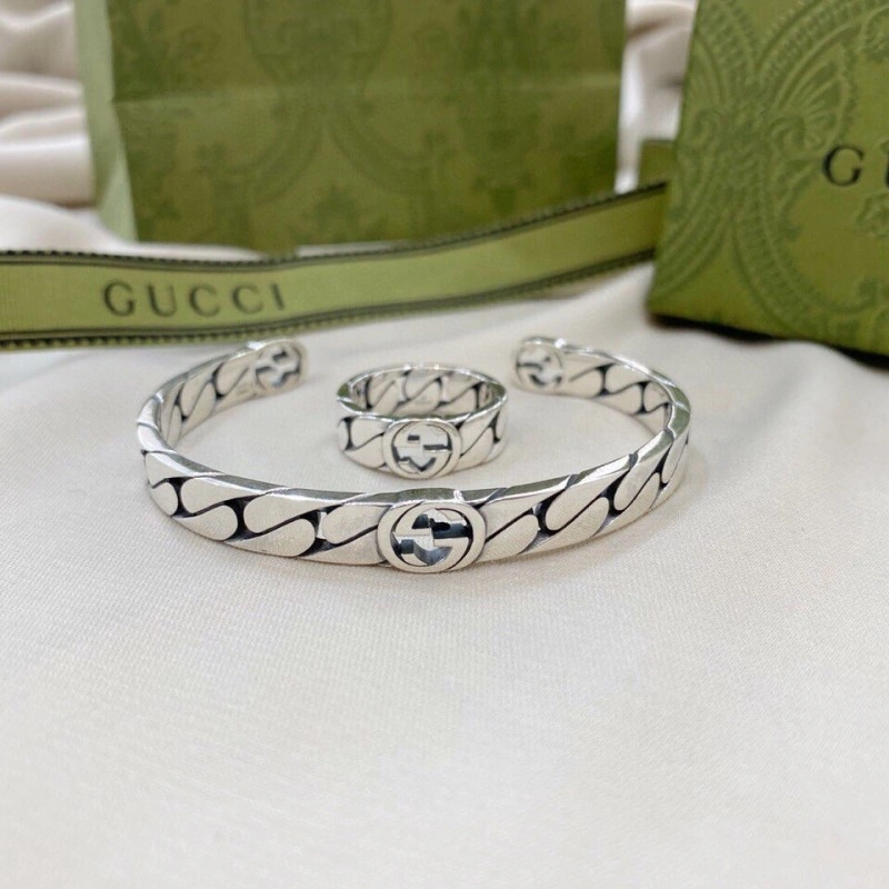 Tailored Gucci Bracelets 243783