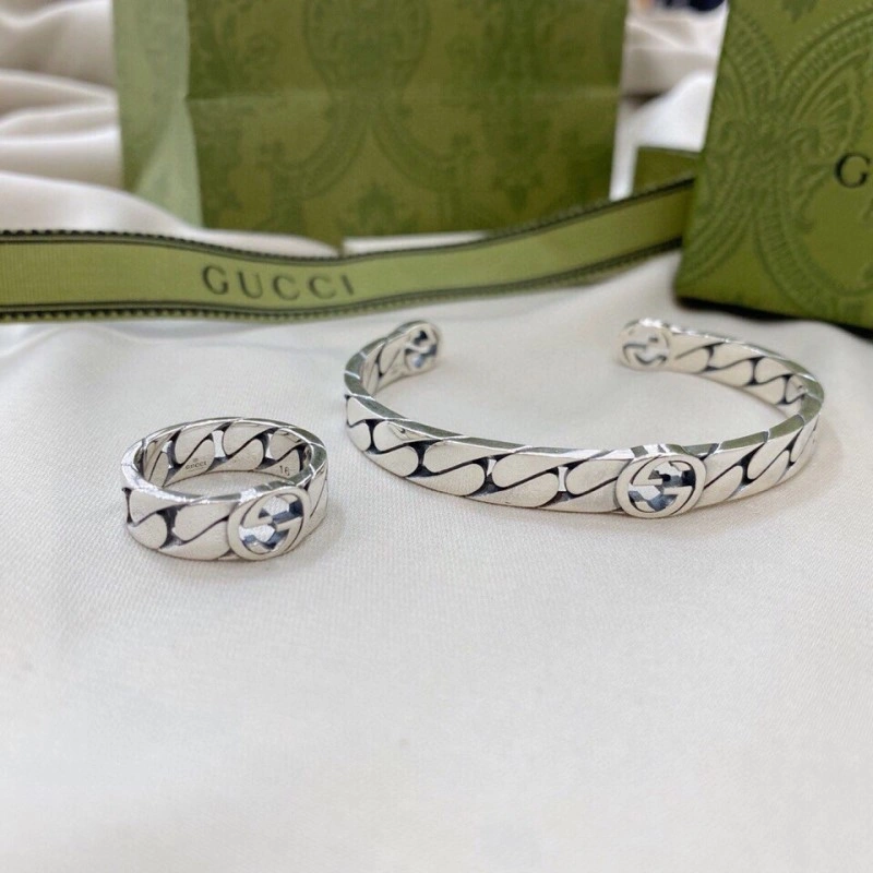 Tailored Gucci Bracelets 243783