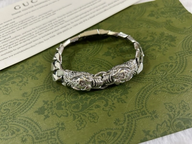 TechFriendly Gucci Bracelets 243782