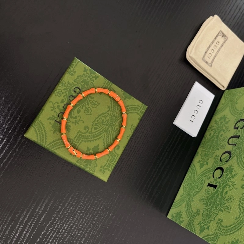 Sleek Gucci Bracelets 243457