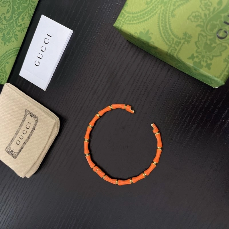 Sleek Gucci Bracelets 243457