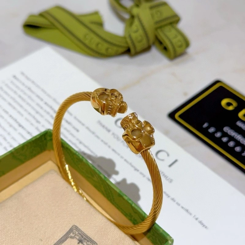 Snug Gucci Bracelets 243449