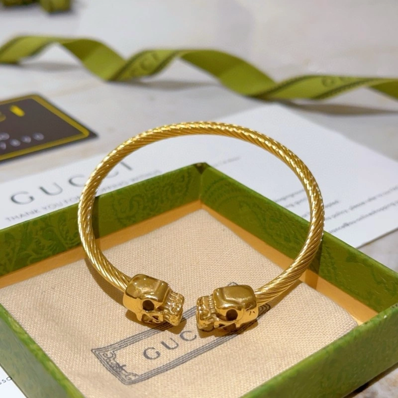 Snug Gucci Bracelets 243449