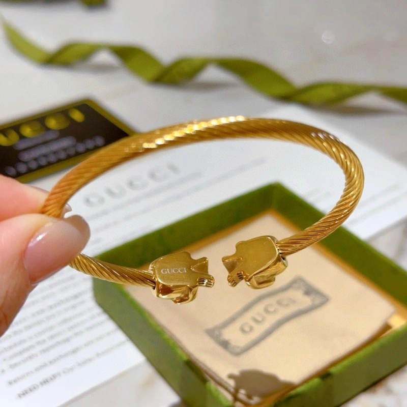 Snug Gucci Bracelets 243449