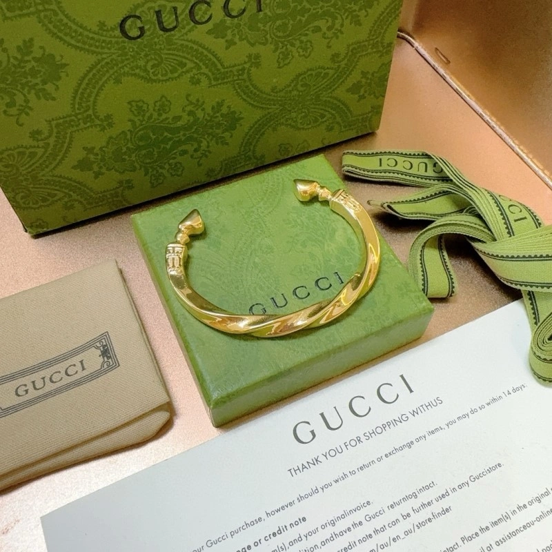 AllSeason Gucci Bracelets 243439