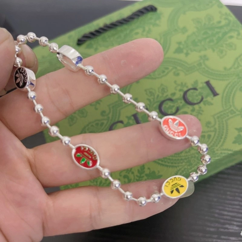 Supportive Gucci Bracelets 243437