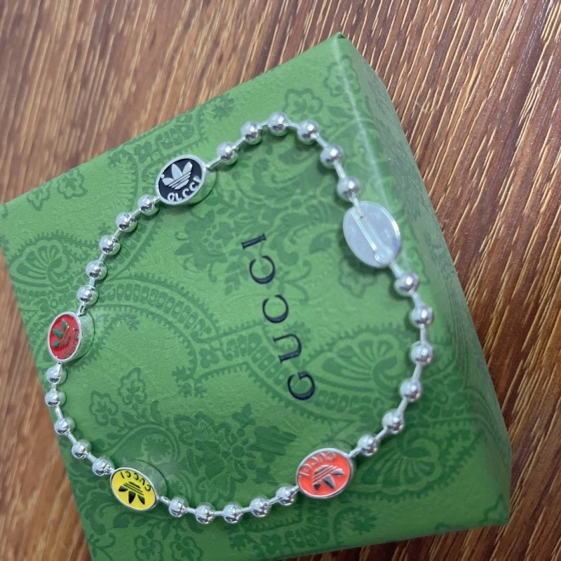 Supportive Gucci Bracelets 243437