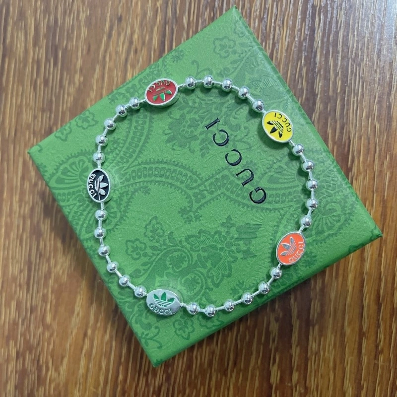 Supportive Gucci Bracelets 243437