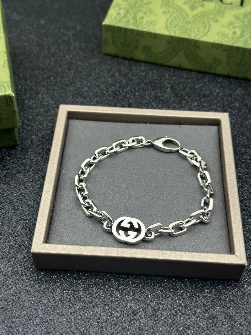 Vibrant Gucci Bracelets 243406