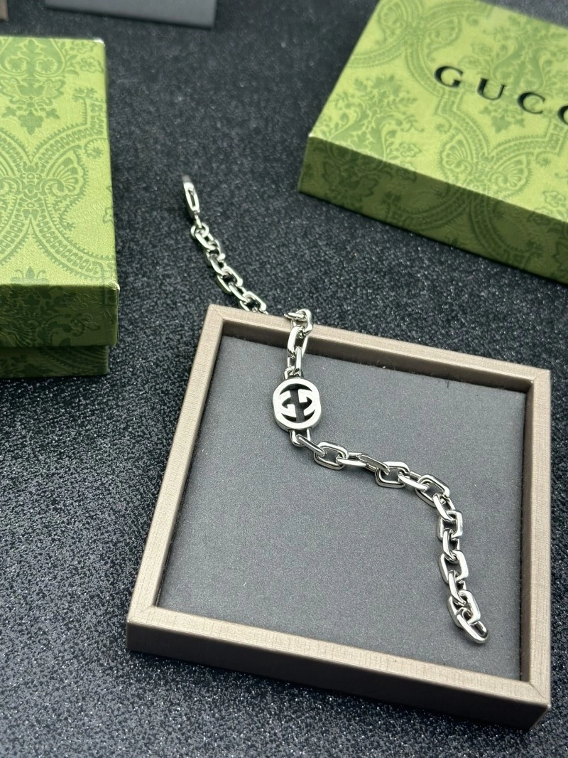 Vibrant Gucci Bracelets 243406