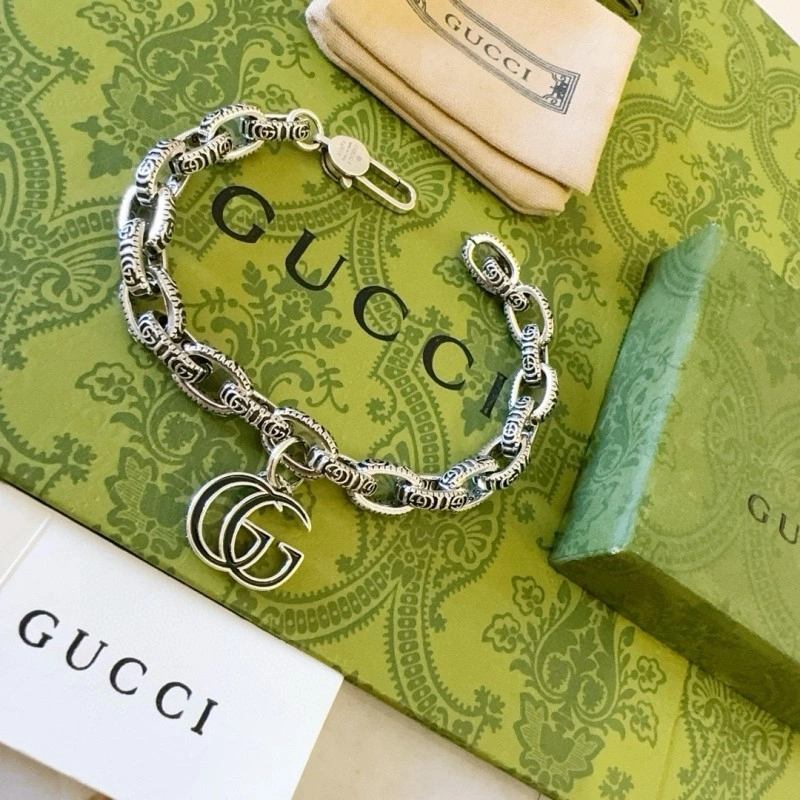 Sleek Gucci Bracelets 243416