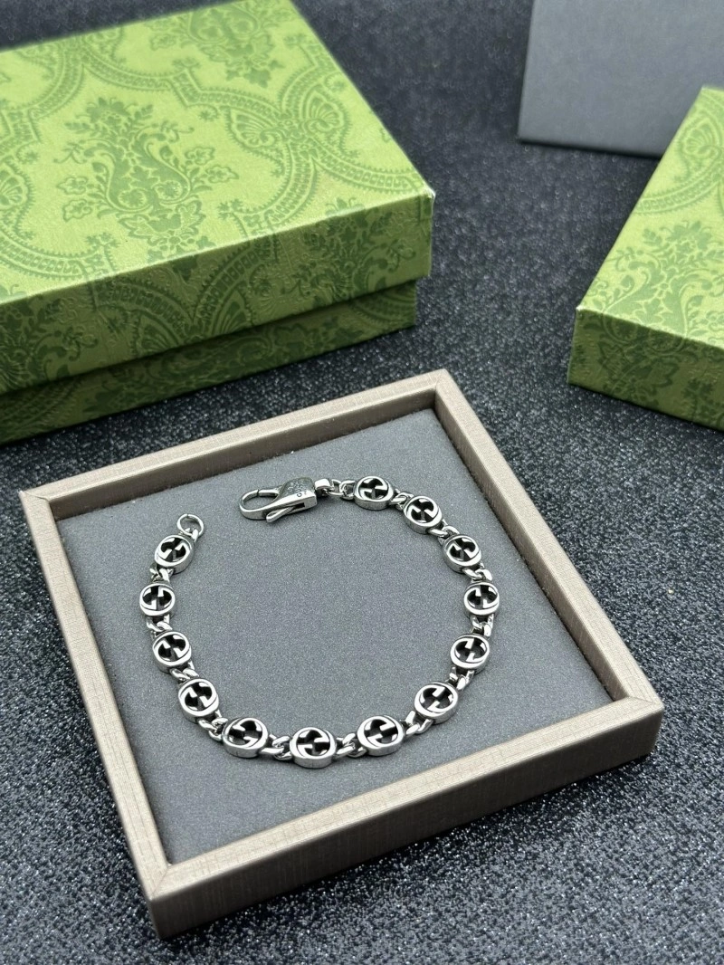WeatherProof Gucci Bracelets 243408