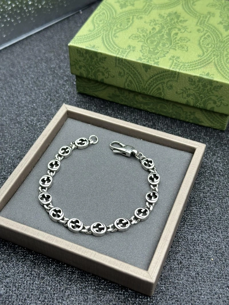 WeatherProof Gucci Bracelets 243408