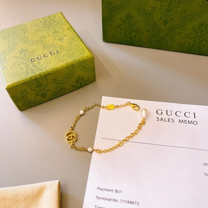 Gucci Bracelets Fashionable 243345