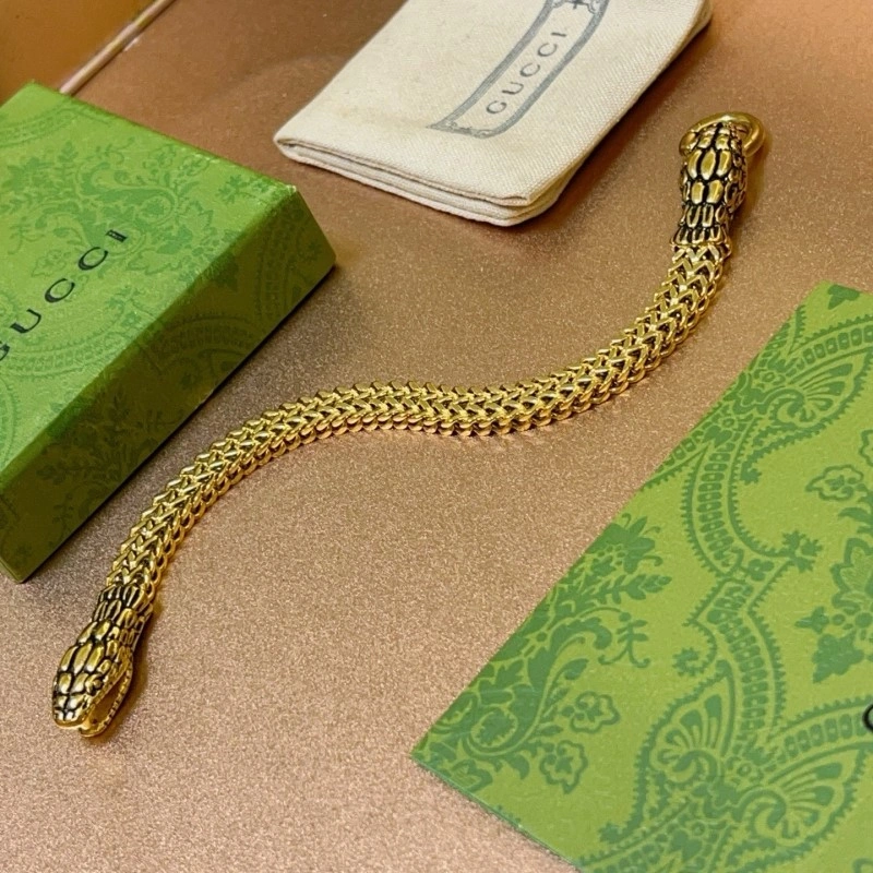FashionForward Gucci Bracelets 243352