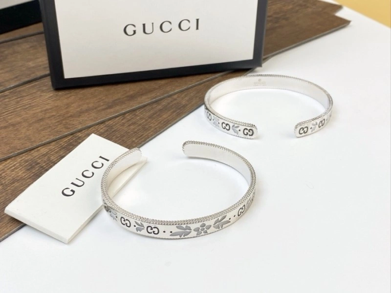 Gucci Bracelets UrbanChic 243331