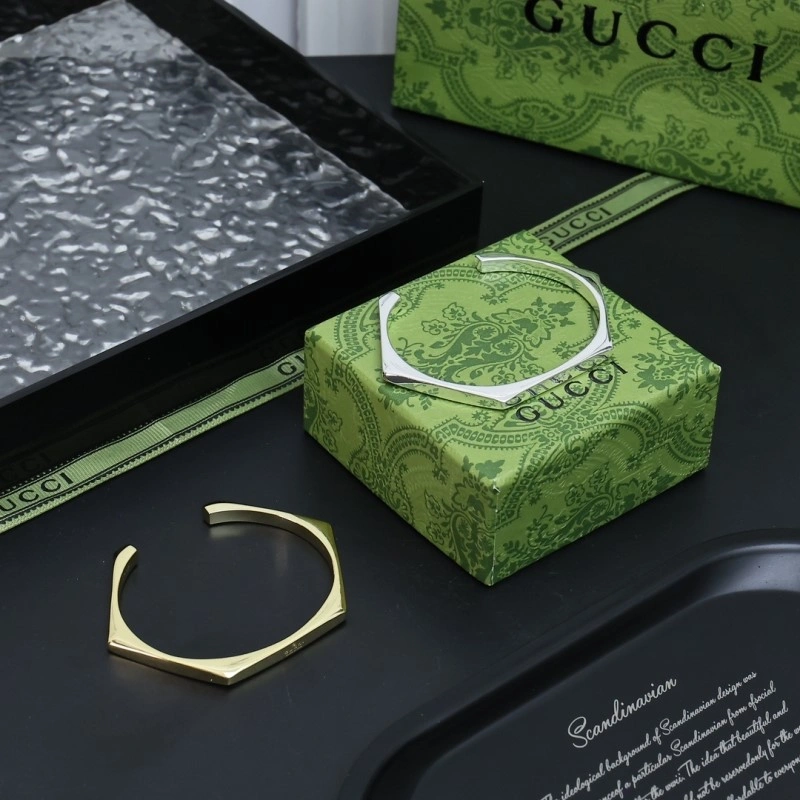 ZeroBulk Gucci Bracelets 243312