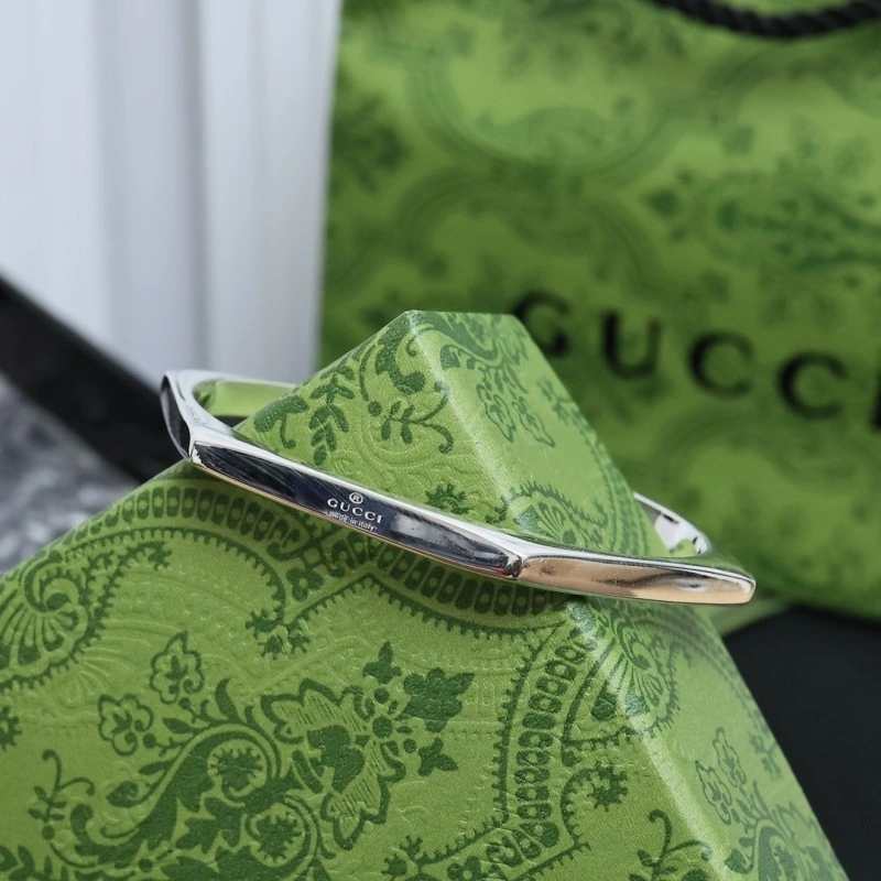 ZeroBulk Gucci Bracelets 243312