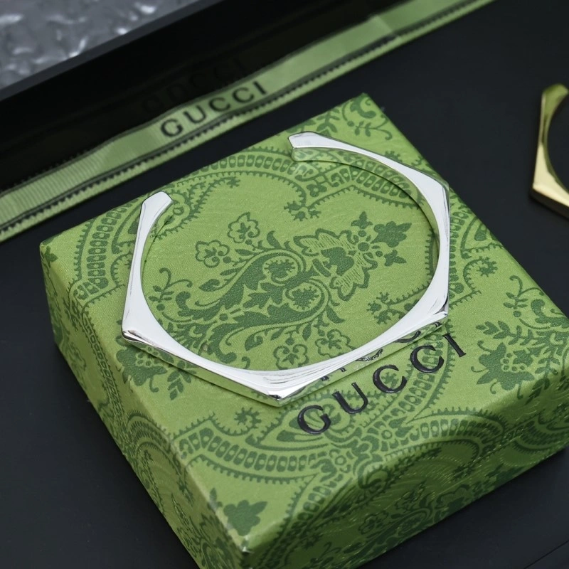 ZeroBulk Gucci Bracelets 243312