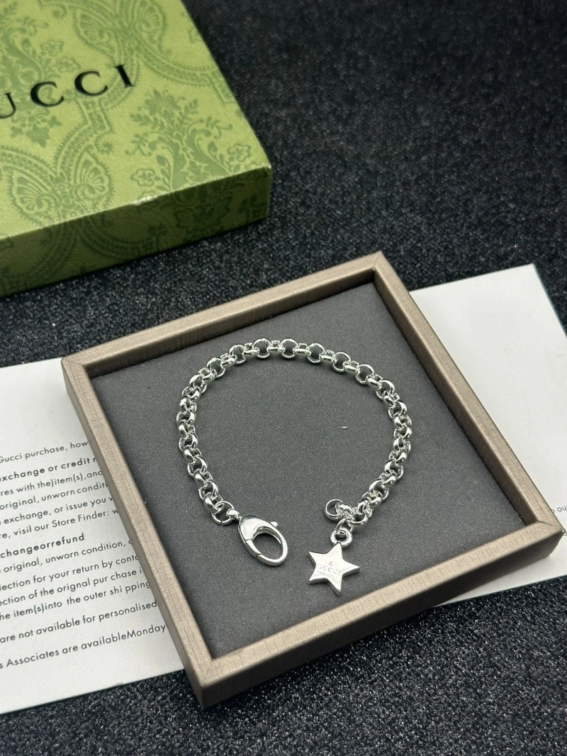 Modern Gucci Bracelets 243304